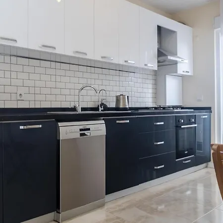 Διαμέρισμα Modern And Central Flat With Balcony In Maltepe *