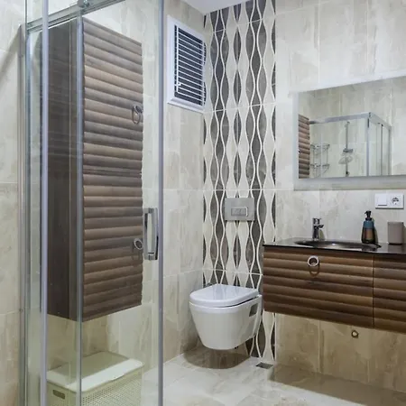 Modern And Central Flat With Balcony In Maltepe Διαμέρισμα *